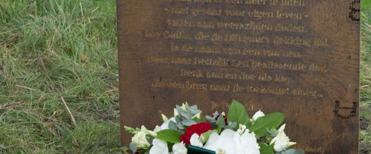 two-bridges-memorial-groningen