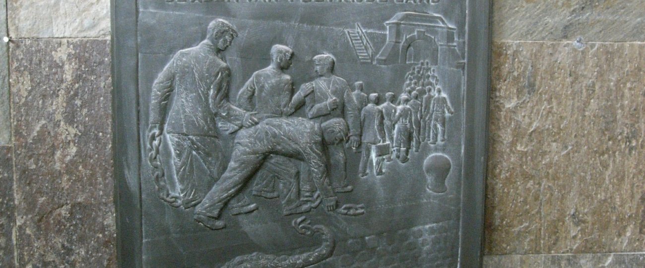 plaquette gemeentehuis delfzijl