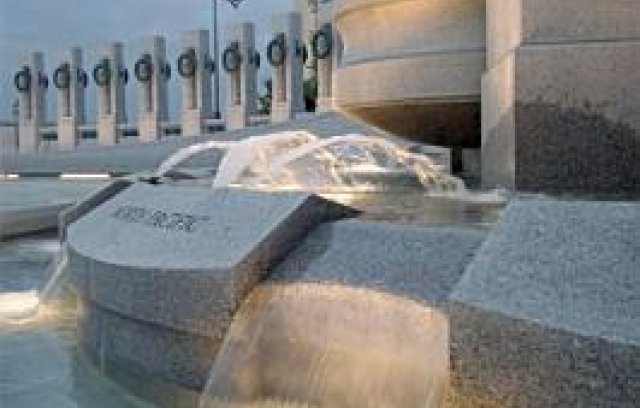 WWII Memorial: Jewel of the Mall book cover