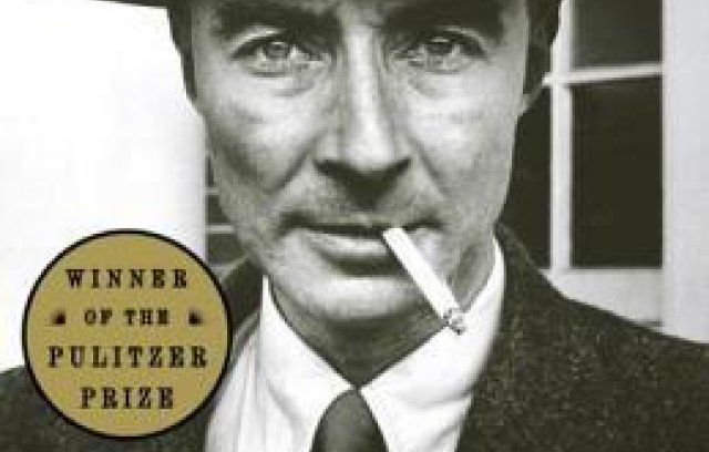 American Prometheus: The Triumph and Tragedy of J. Robert Oppenheimer book cover