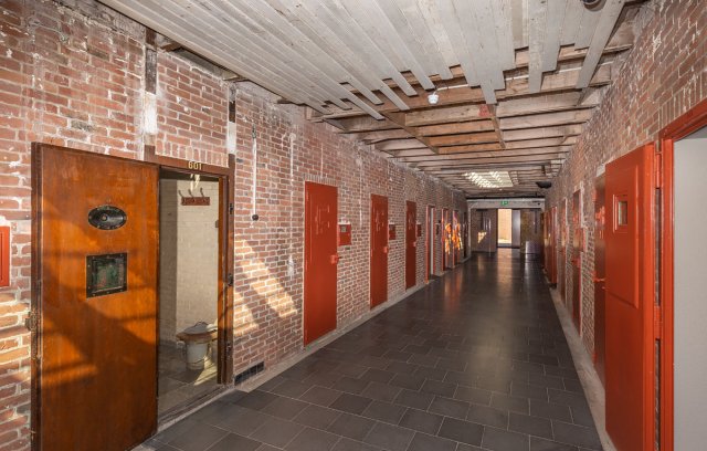 nationaal-monument-museum-oranjehotel-den-haag-02