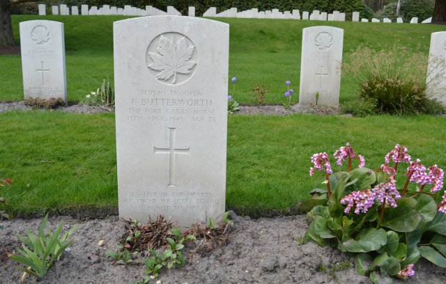 fred-butterworth-grave