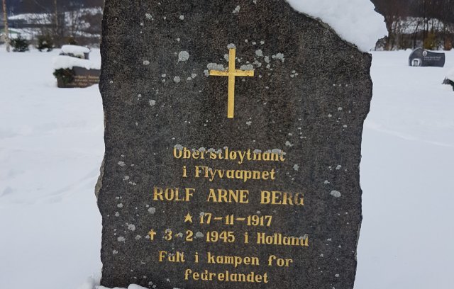 rolf-arne-berg-gravestone