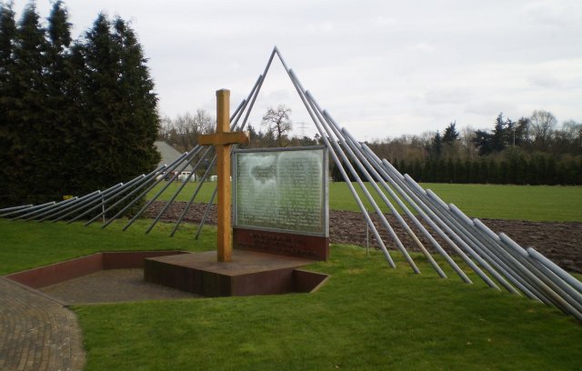 monument-woeste-hoeve-02