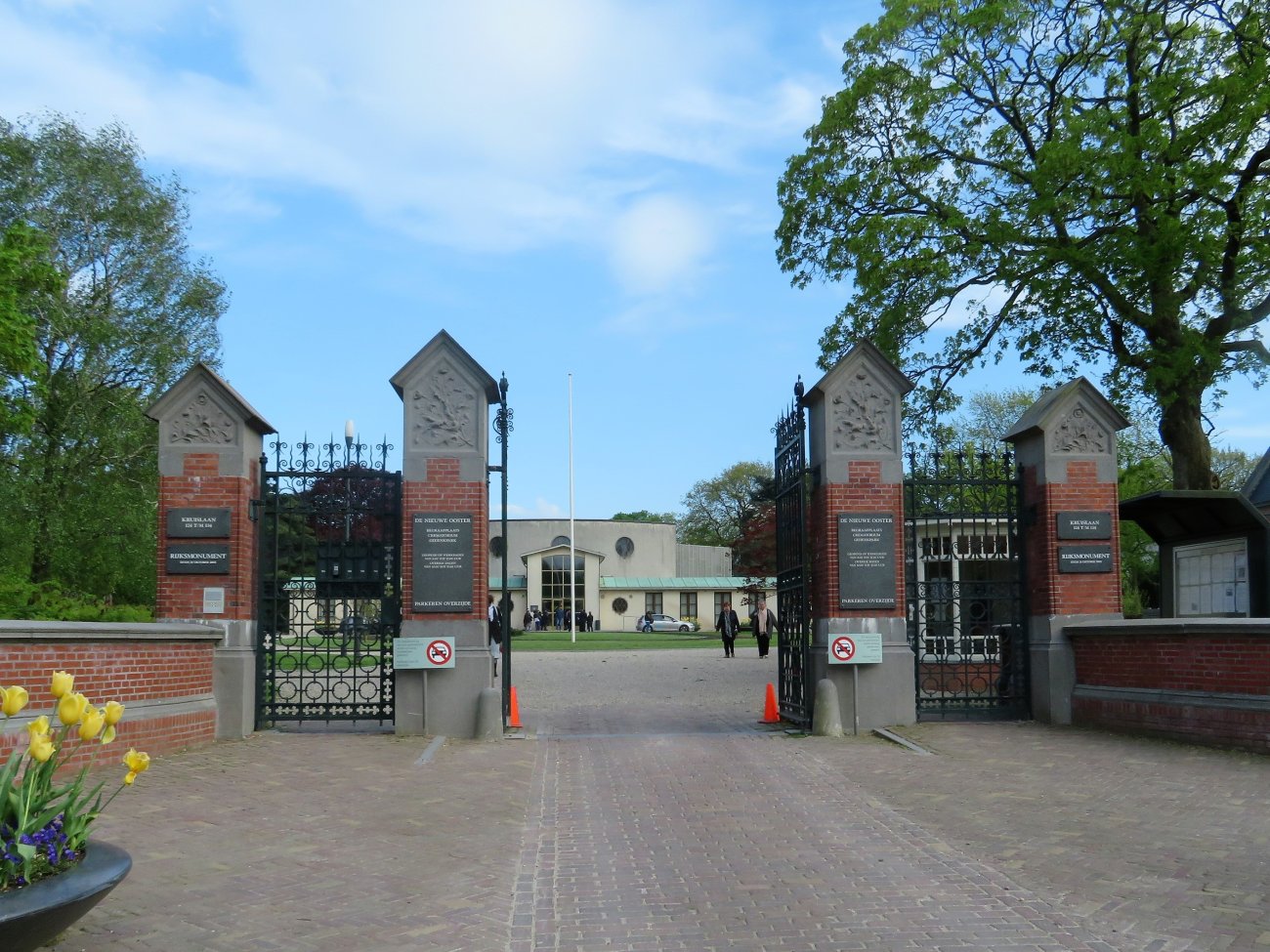 amsterdam-new-east-cemetery