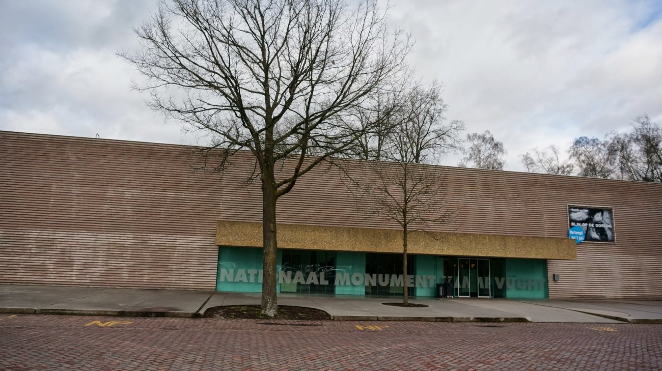 nationaal-monument-kamp-vught-01