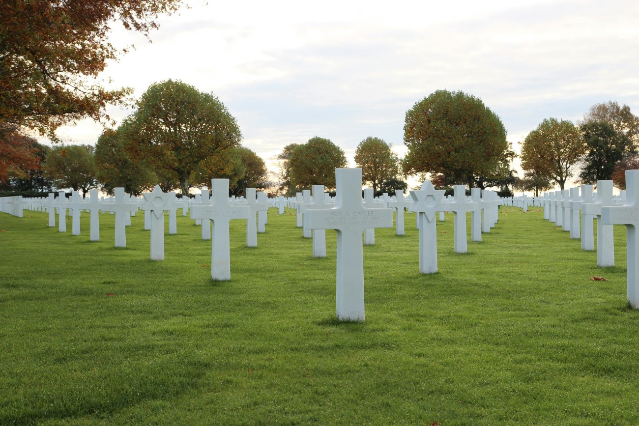 netherlands-american-cemetery-01