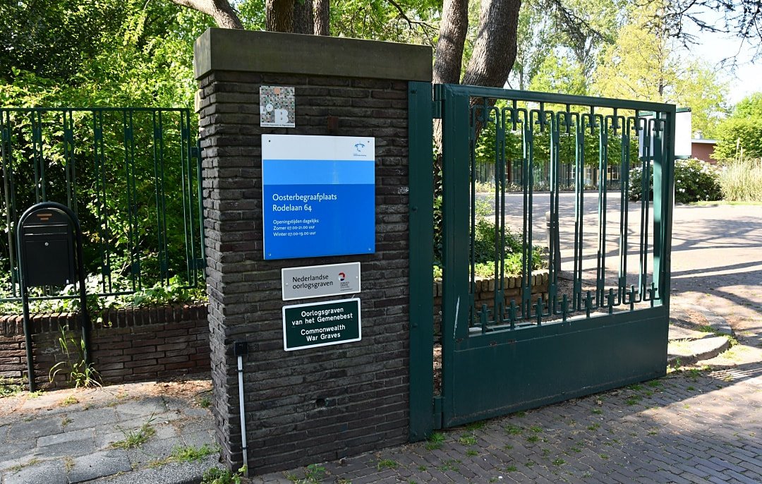 oosterbegraafplaats-voorburg-entrance