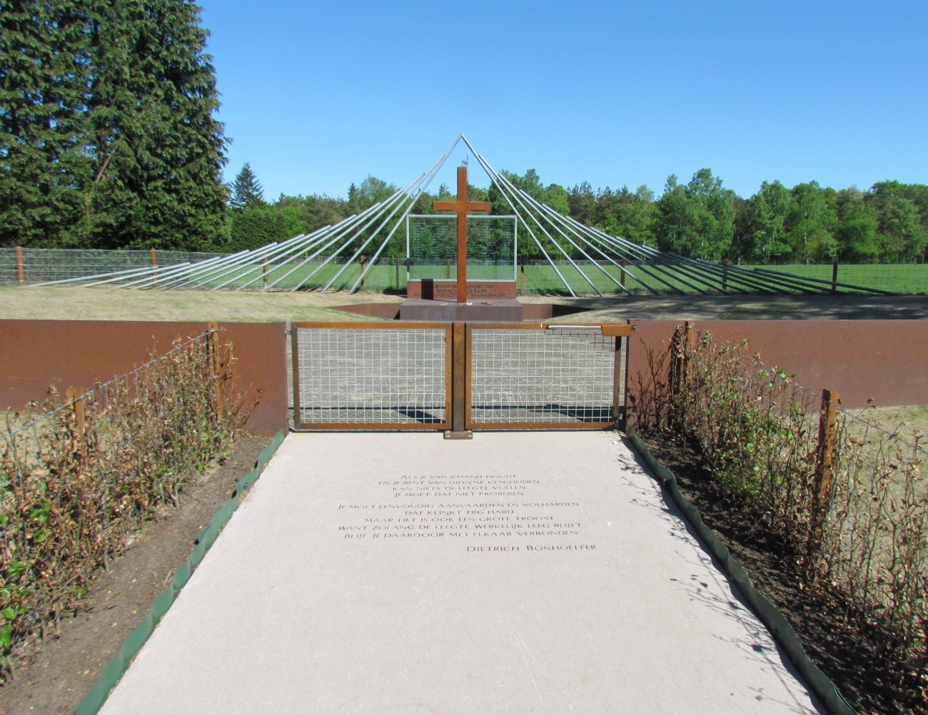 monument-woeste-hoeve-01